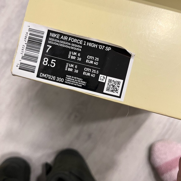 Billie Eilish Air Force 1 high 07 sneakers size 8.5 women’s - Picture 6 of 6